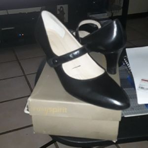 Ladies Shoes